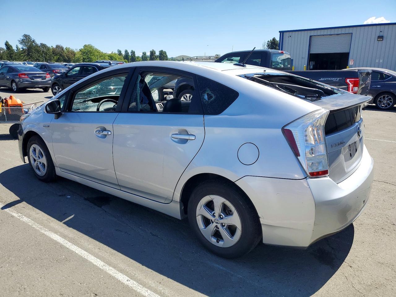 2011 Toyota Prius Two - Image 2