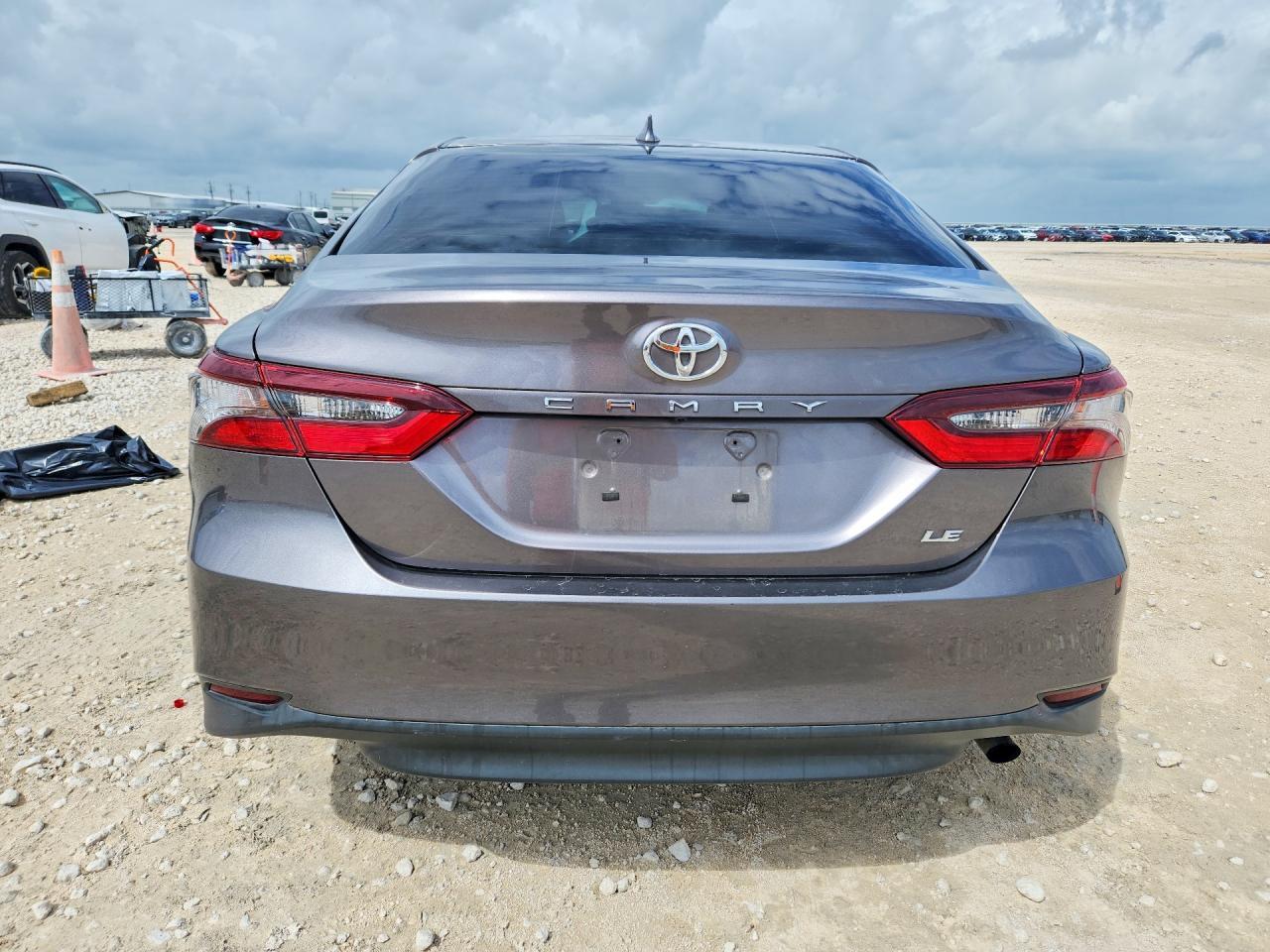 2021 Toyota Camry Le - Image 6