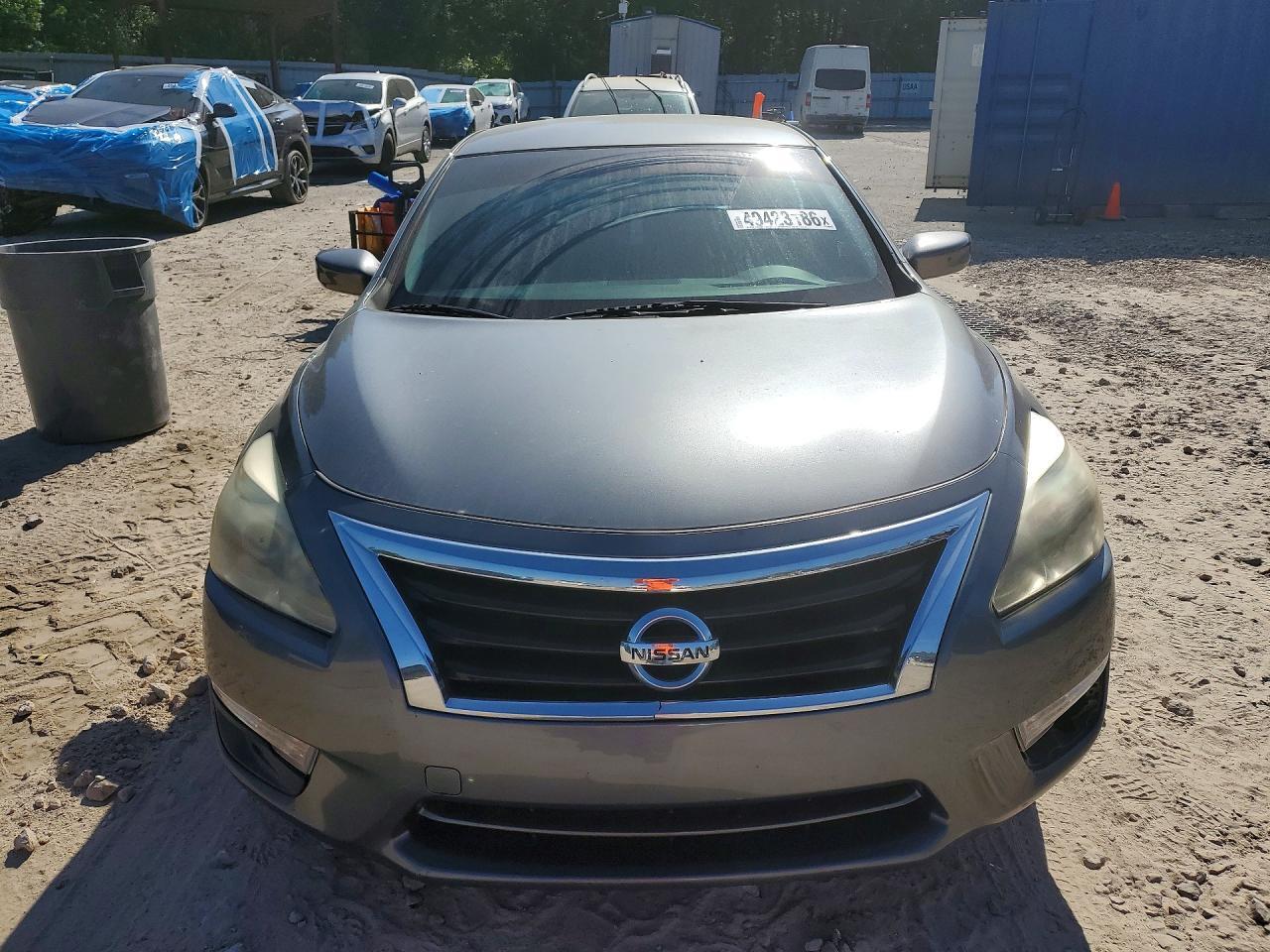 2015 Nissan Altima 2.5 S - Image 5