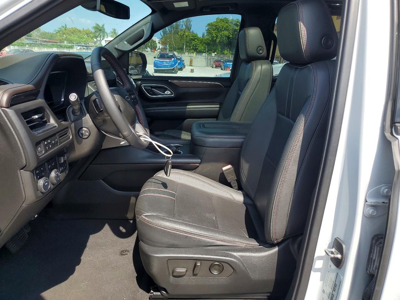 2022 Chevrolet Suburban K1500 Rst - Image 7