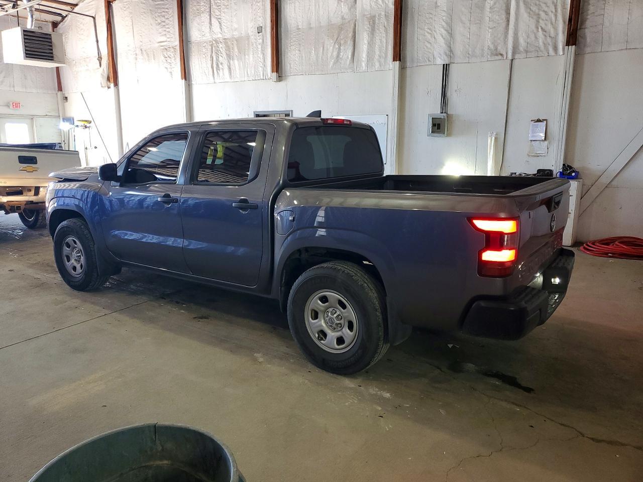 2022 Nissan Frontier S - Фото 2