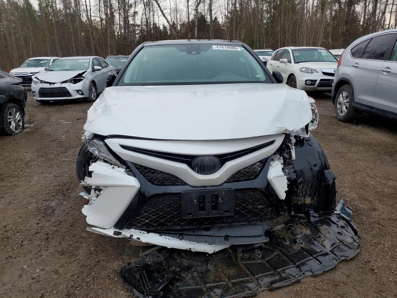 2020 Toyota Camry Xse - Image 5