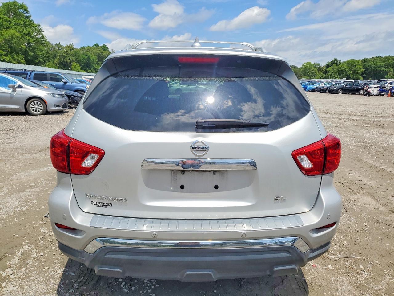 2020 Nissan Pathfinder Sl - Image 6