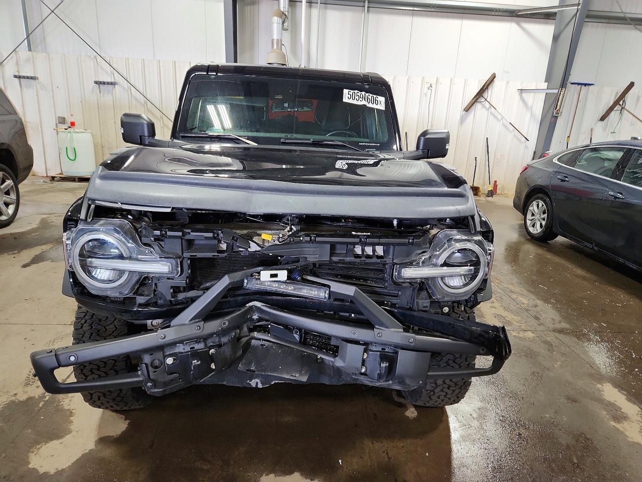 2022 Ford Bronco Base - Фото 5