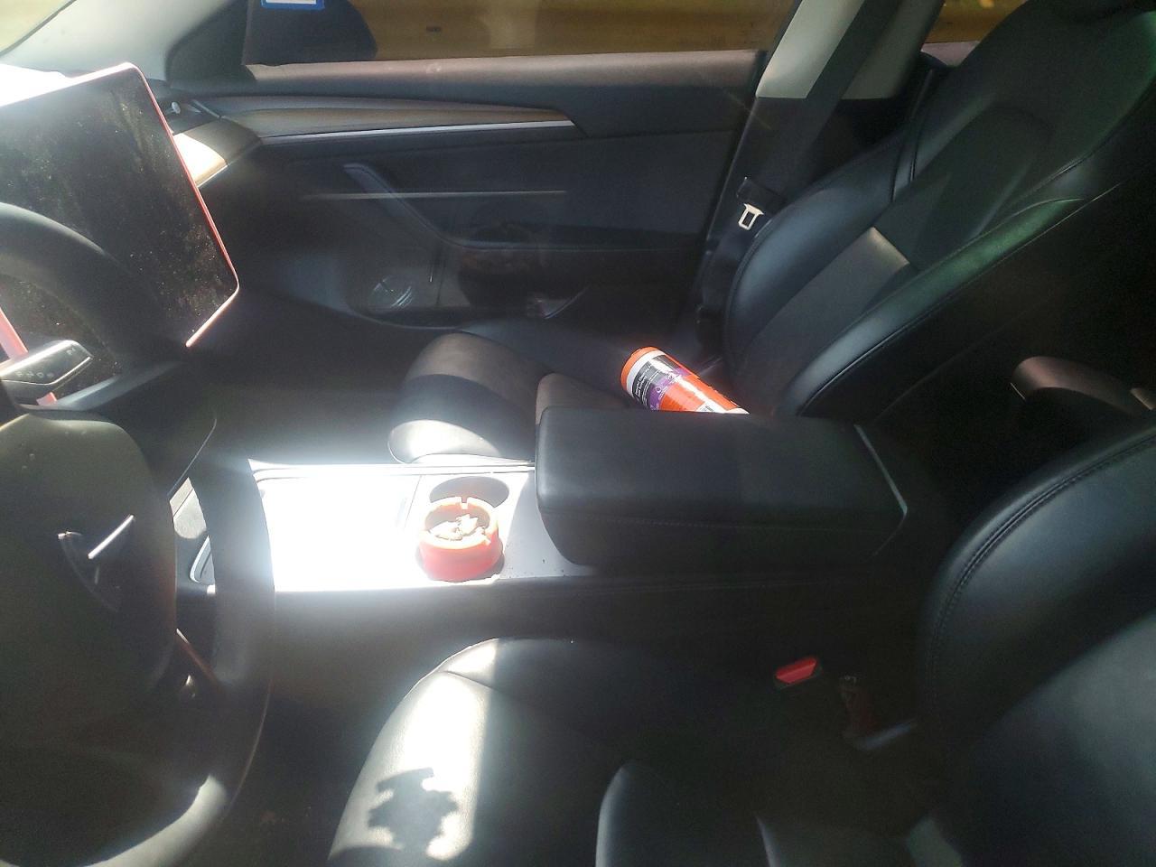 2022 Tesla Model 3 - Фото 7