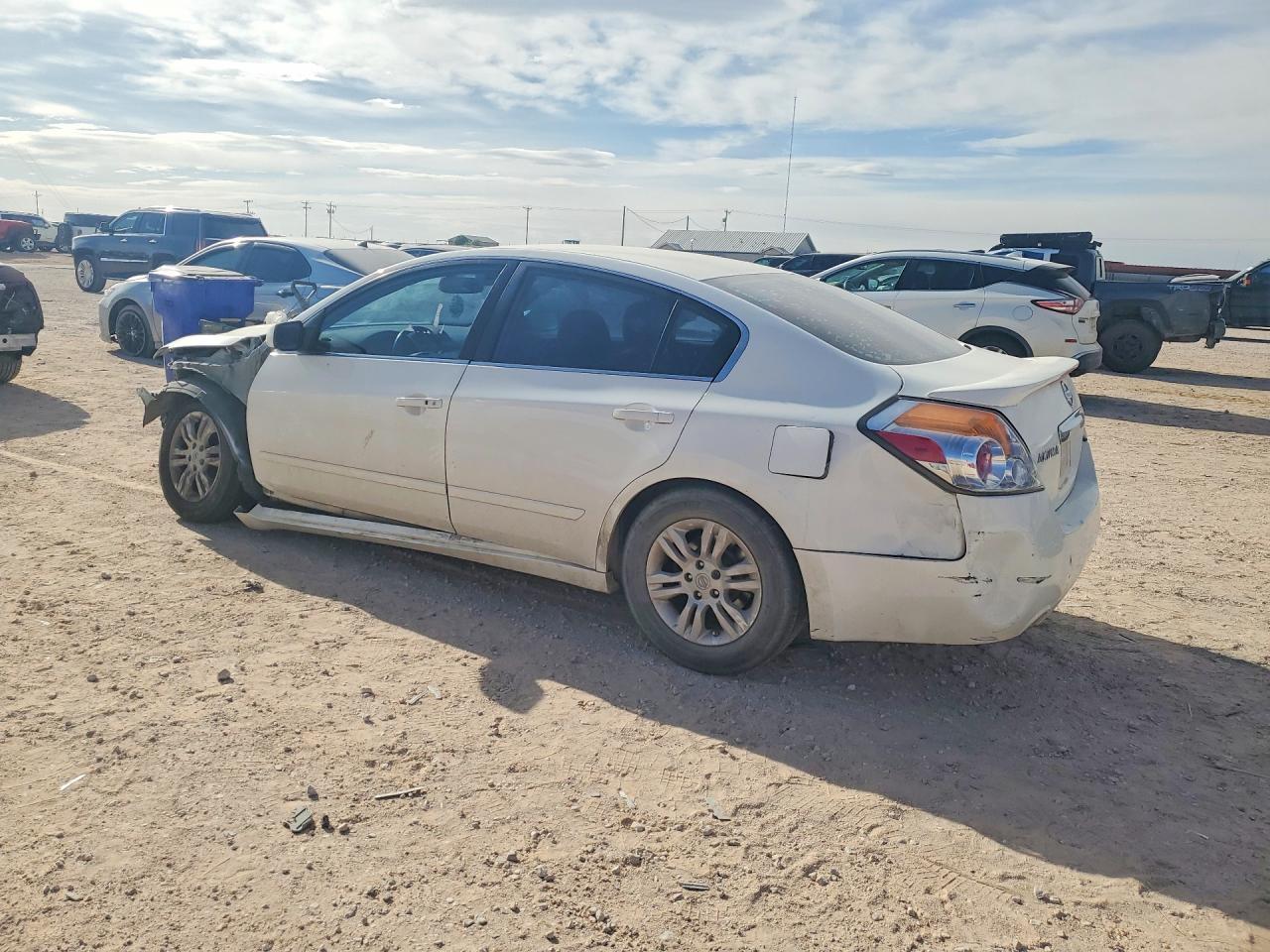 2012 Nissan Altima 2.5 - Image 2