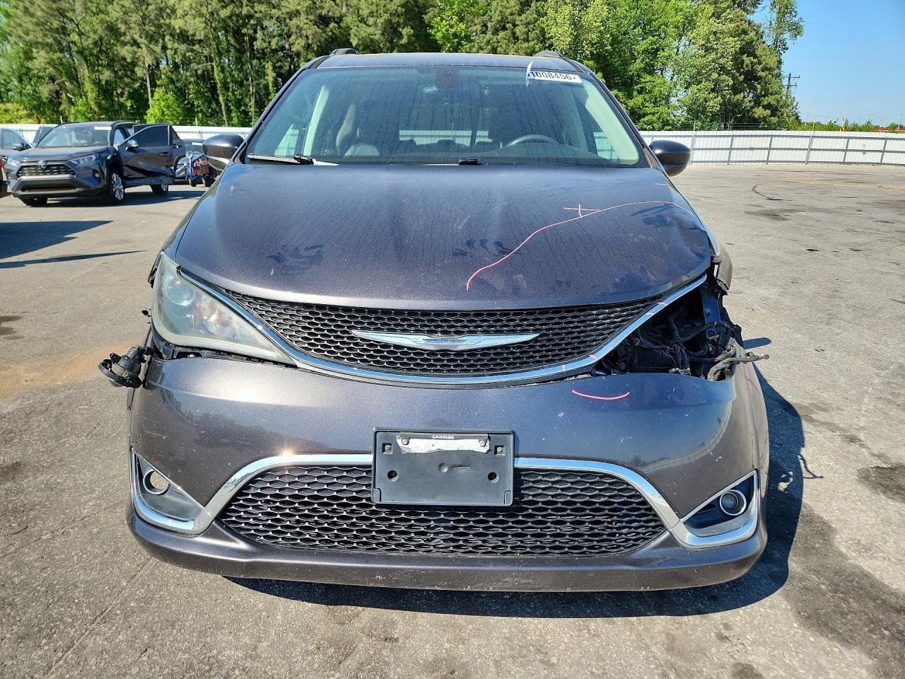2017 Chrysler Pacifica Touring L - Image 5