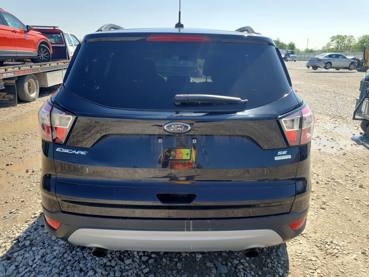 2017 Ford Escape Se - Фото 6