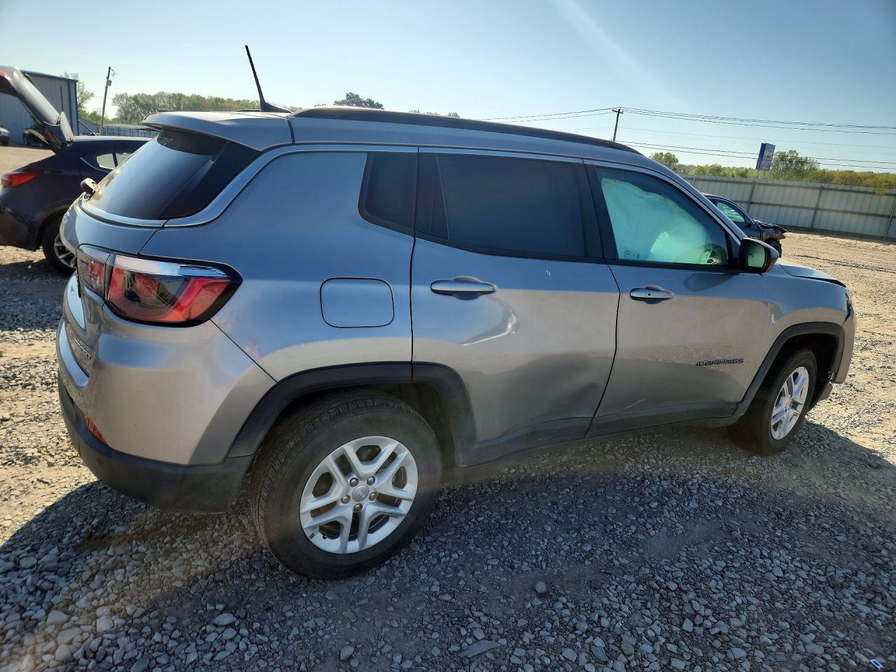 2019 Jeep Compass Sport - Image 3