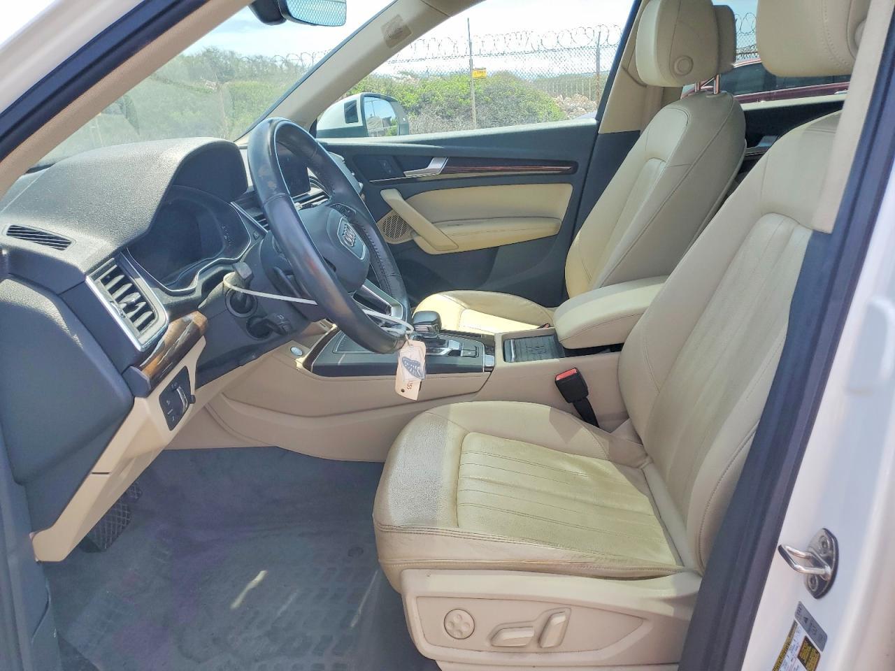 2019 Audi Q5 Premium Plus - Image 7