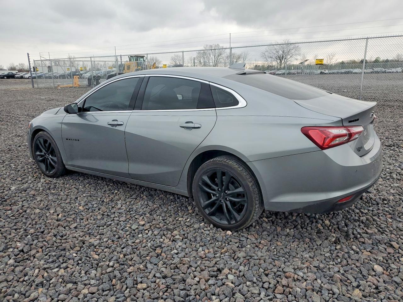 2024 Chevrolet Malibu Premier - Фото 2