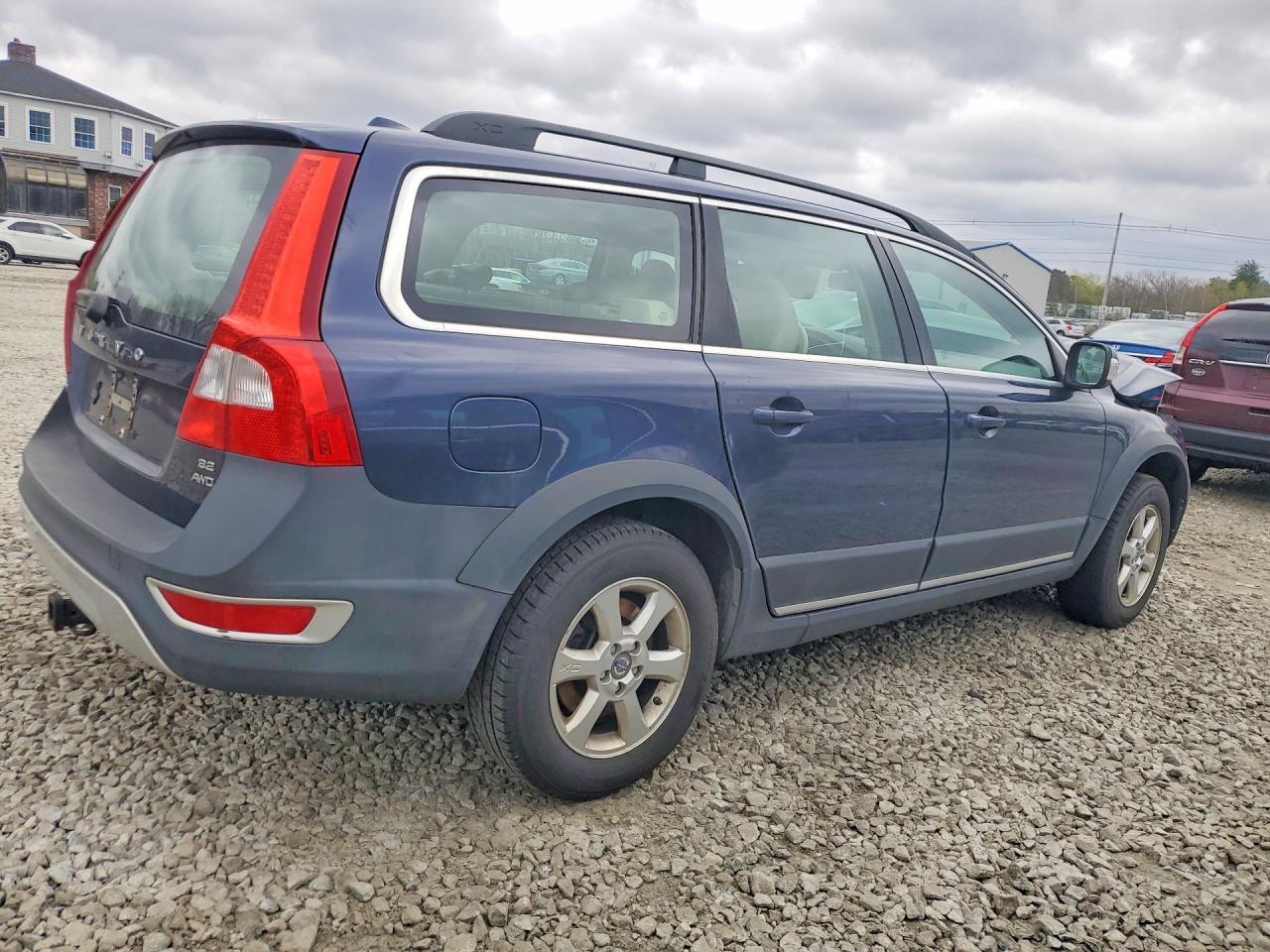 2010 Volvo Xc70 3.2 - Image 3