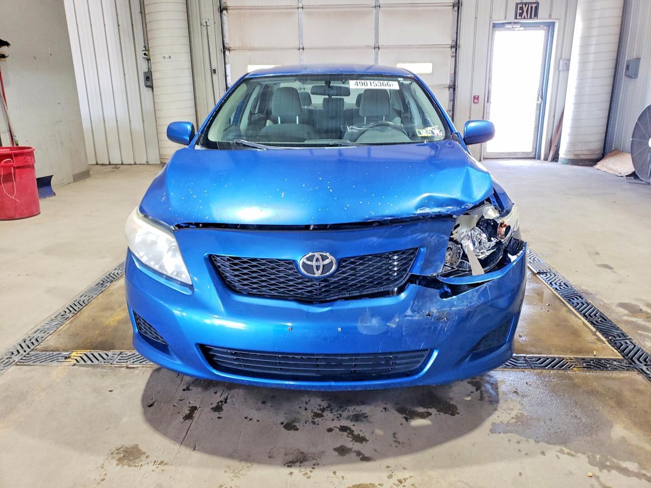2010 Toyota Corolla Le - Фото 5