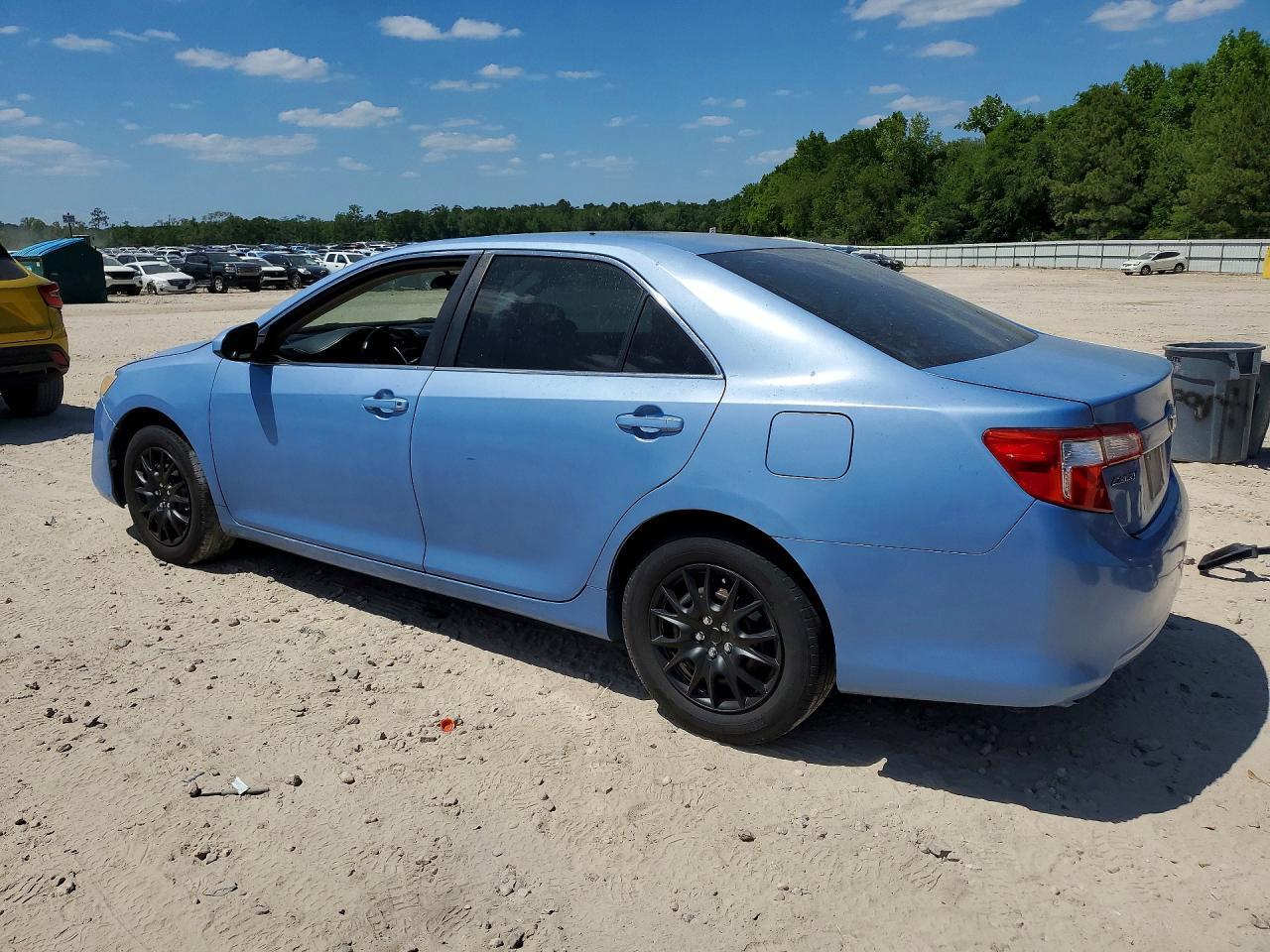 2012 Toyota Camry L - Image 2