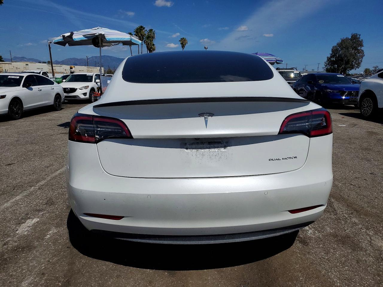 2021 Tesla Model 3 - Image 6
