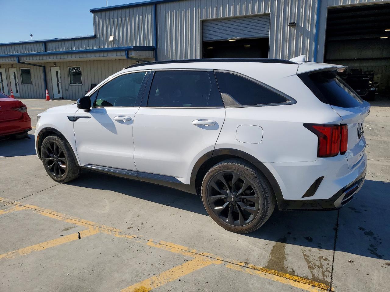 2021 Kia Sorento Sx - Image 2
