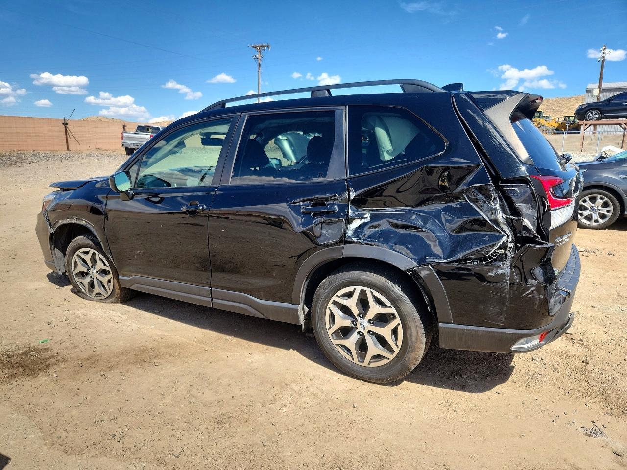 2020 Subaru Forester Premium - Фото 2