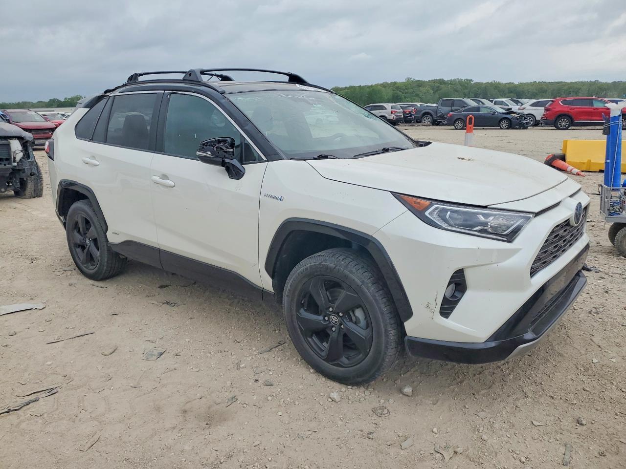 2021 Toyota Rav4 Xse - Image 4