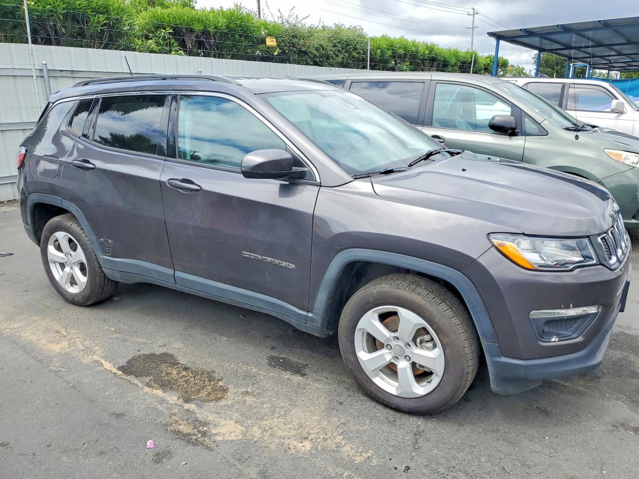 2021 Jeep Compass Latitude - Image 4
