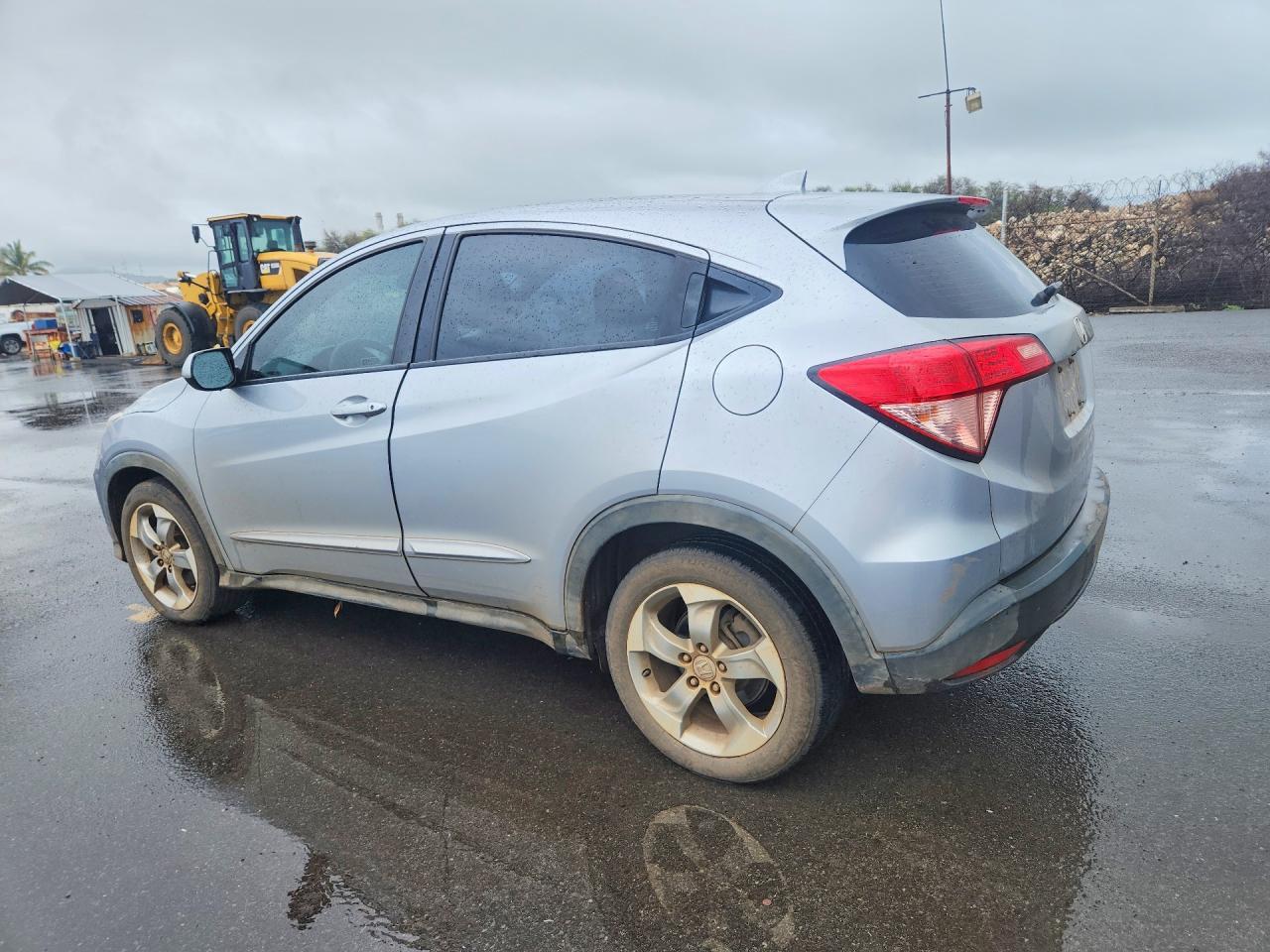2017 Honda Hr-V Lx - Image 2