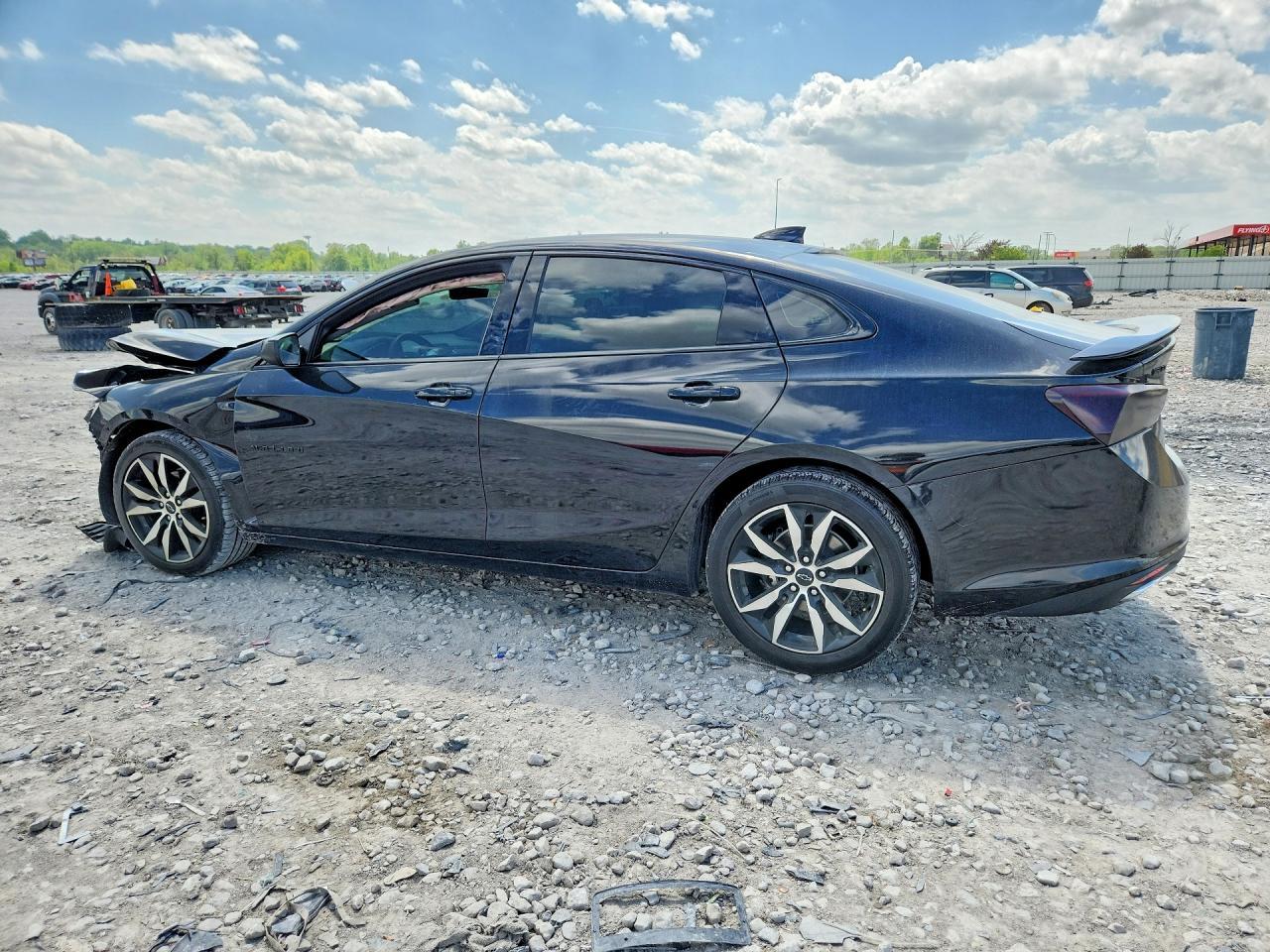 2022 Chevrolet Malibu Rs - Фото 2