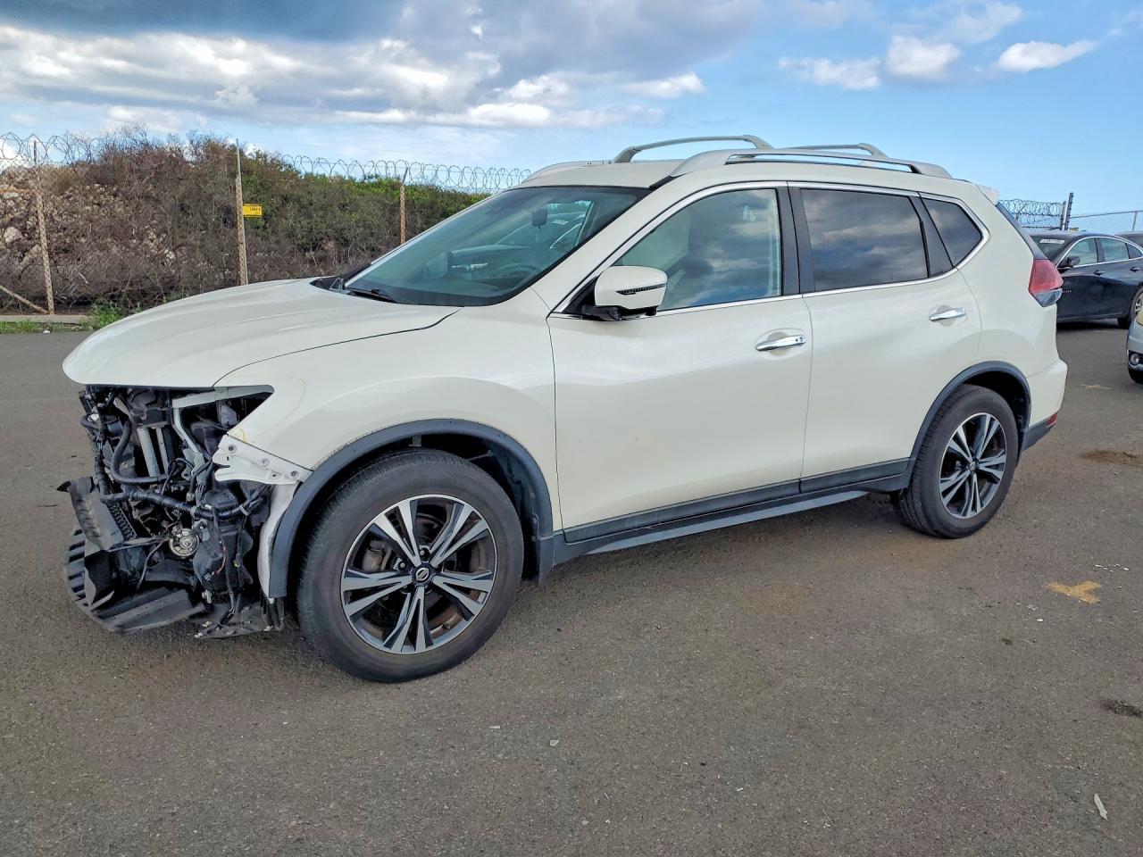 2020 Nissan Rogue Sv