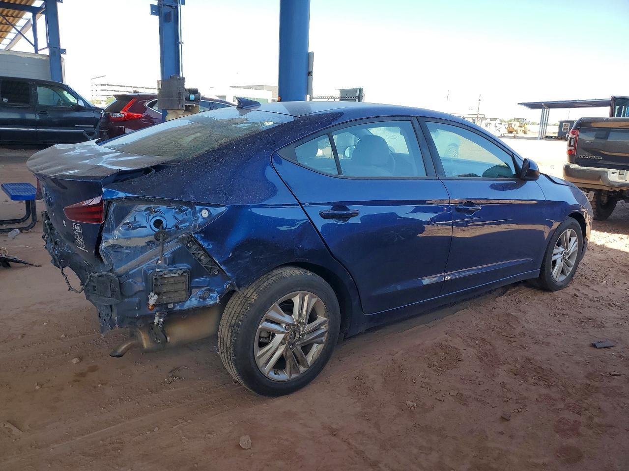 2020 Hyundai Elantra Sel - Фото 3