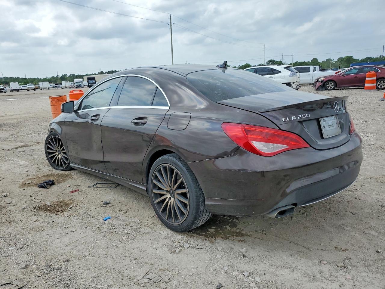2015 Mercedes-Benz Cla 250 - Image 2