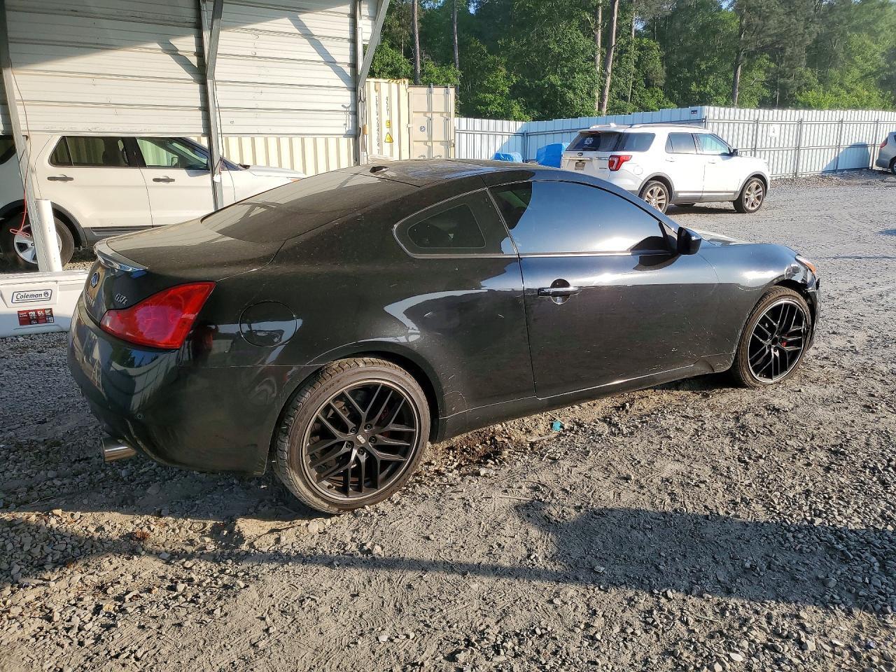2010 Infiniti G37 Coupe X - Image 3