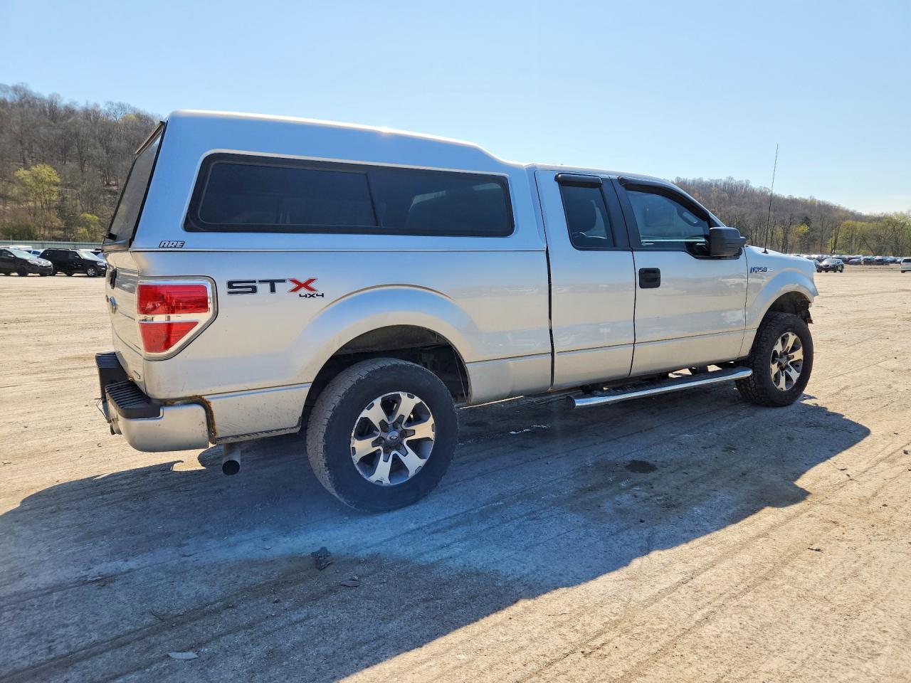2013 Ford F150 Super Cab - Фото 3