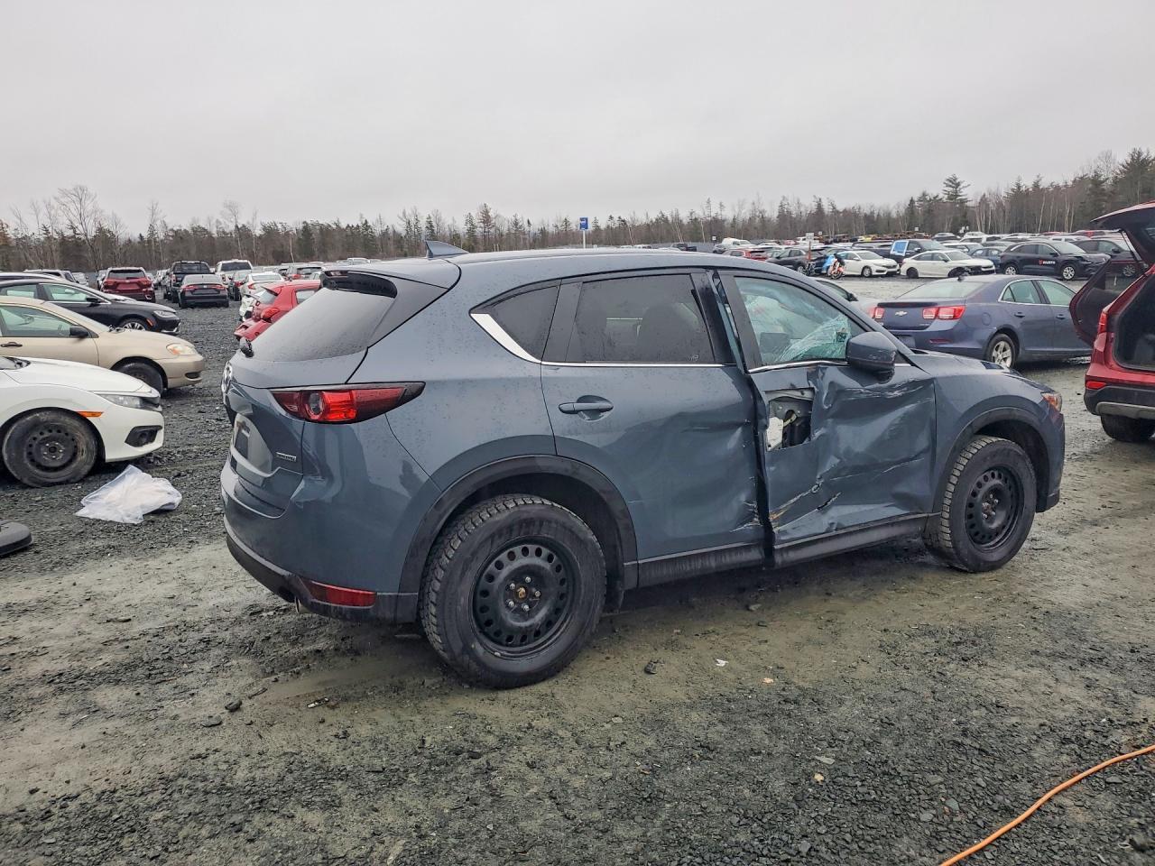 2021 Mazda Cx-5 Touring - Image 3