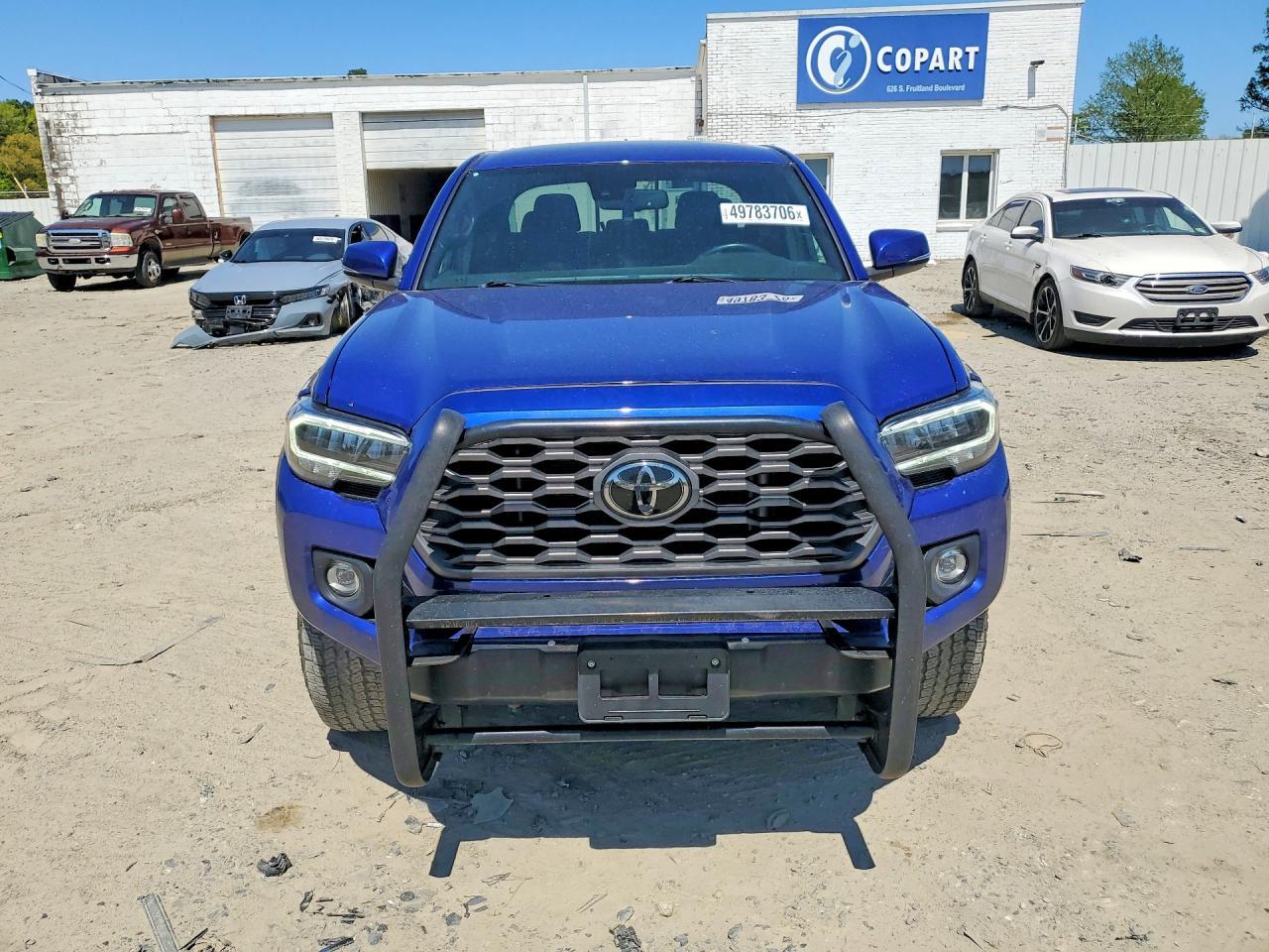 2022 Toyota Tacoma Trd Off-Road - Image 5