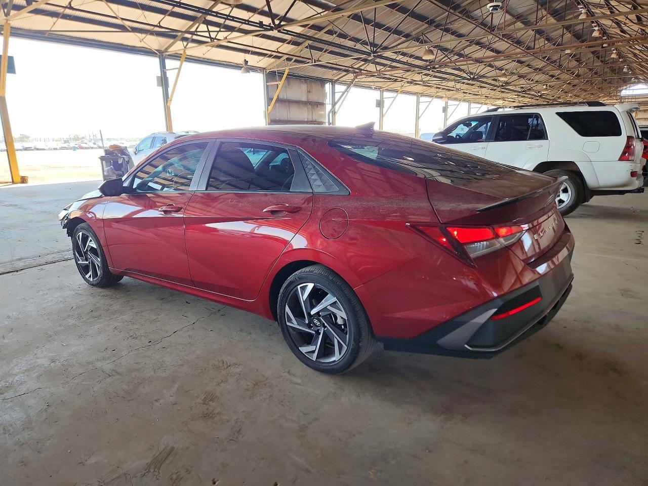 2025 Hyundai Elantra Sel Sport - Фото 2