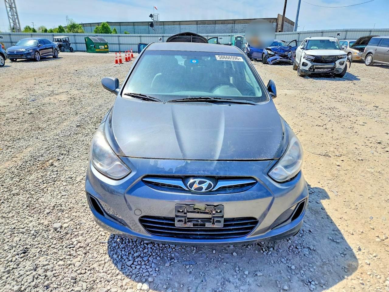 2013 Hyundai Accent Gls - Фото 5