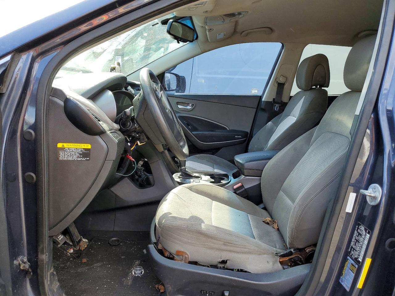2016 Hyundai Santa Fe Sport 2.4L - Image 7