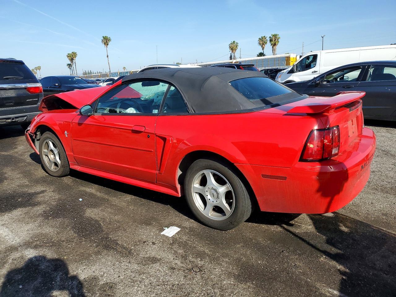 2003 Ford Mustang - Фото 2