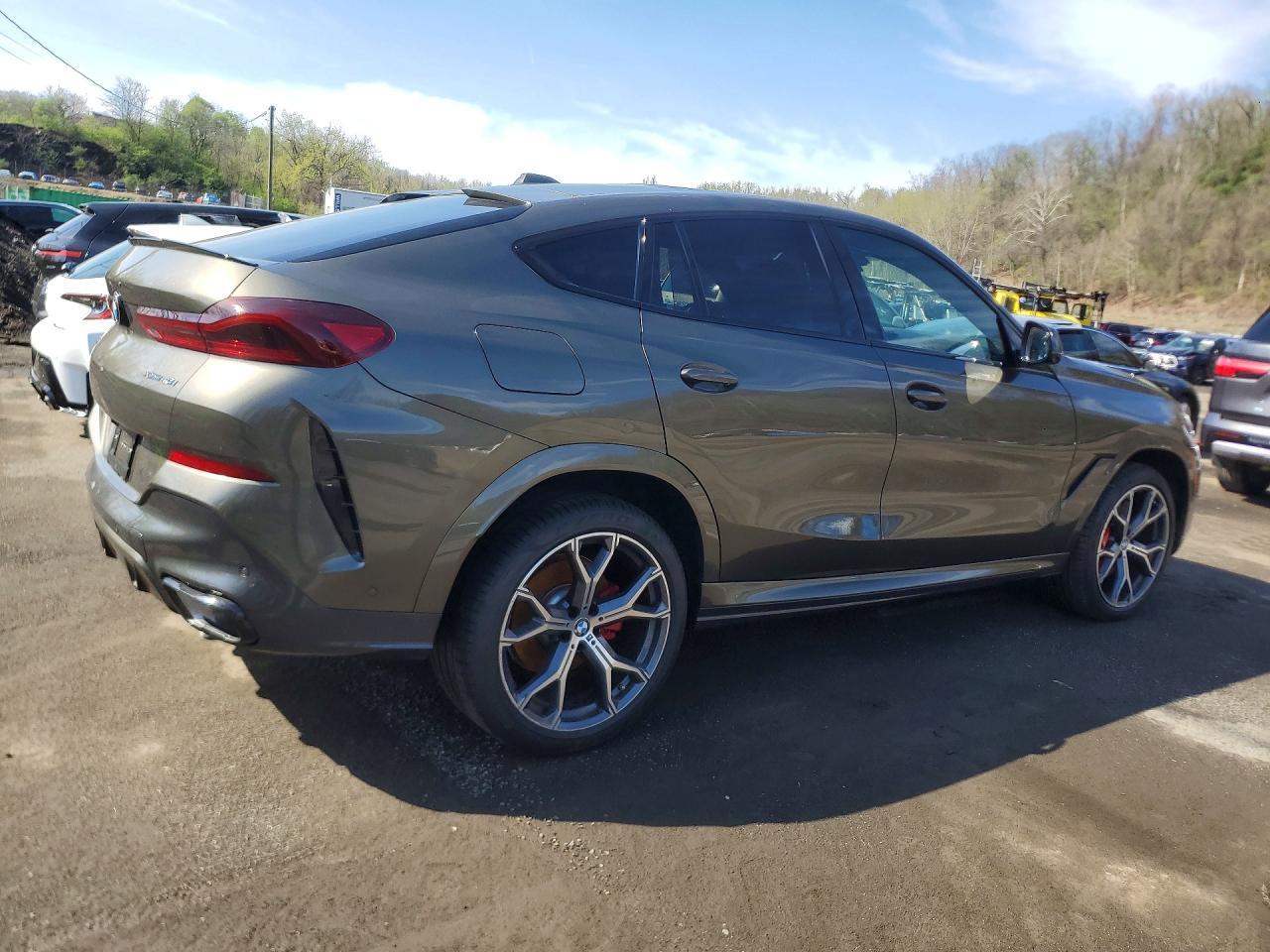 2026 BMW X6 xDrive40I - Image 3