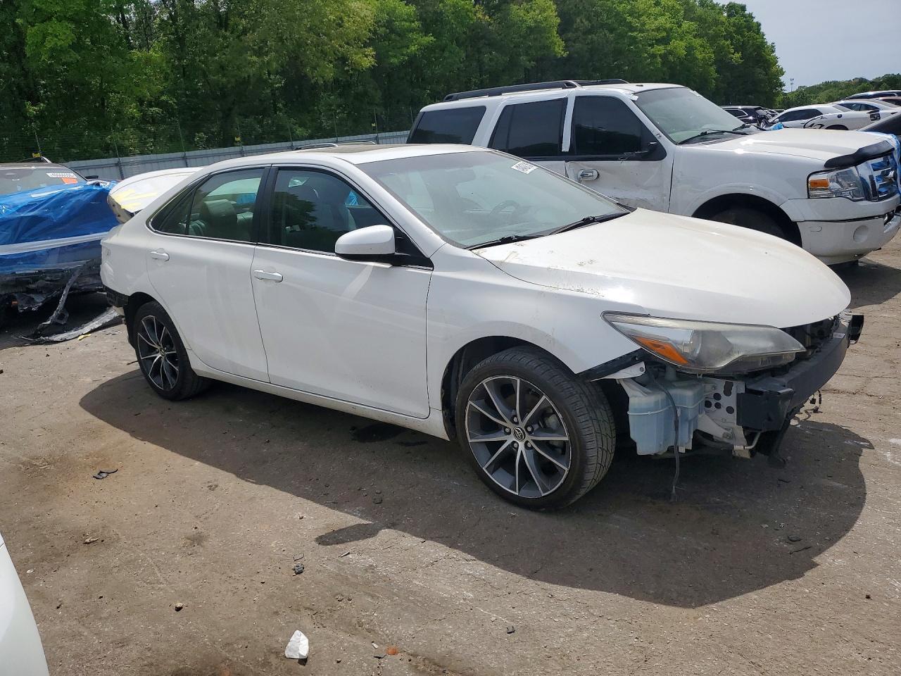 2016 Toyota Camry Xse - Фото 4