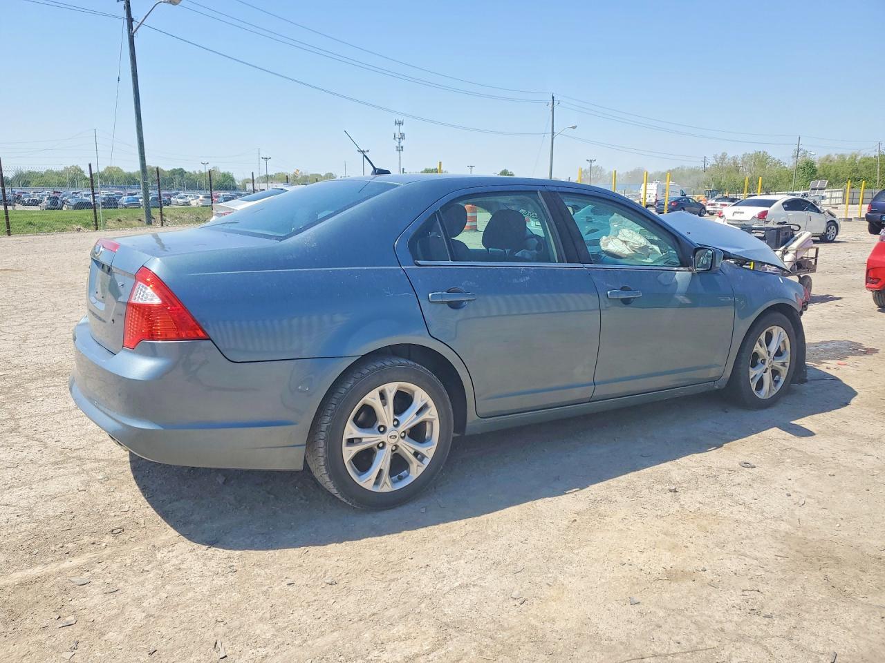 2012 Ford Fusion Se - Фото 3