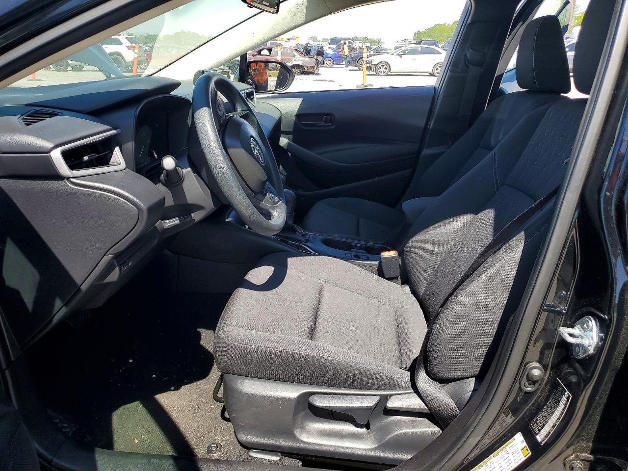 2025 Toyota Corolla Le - Фото 7