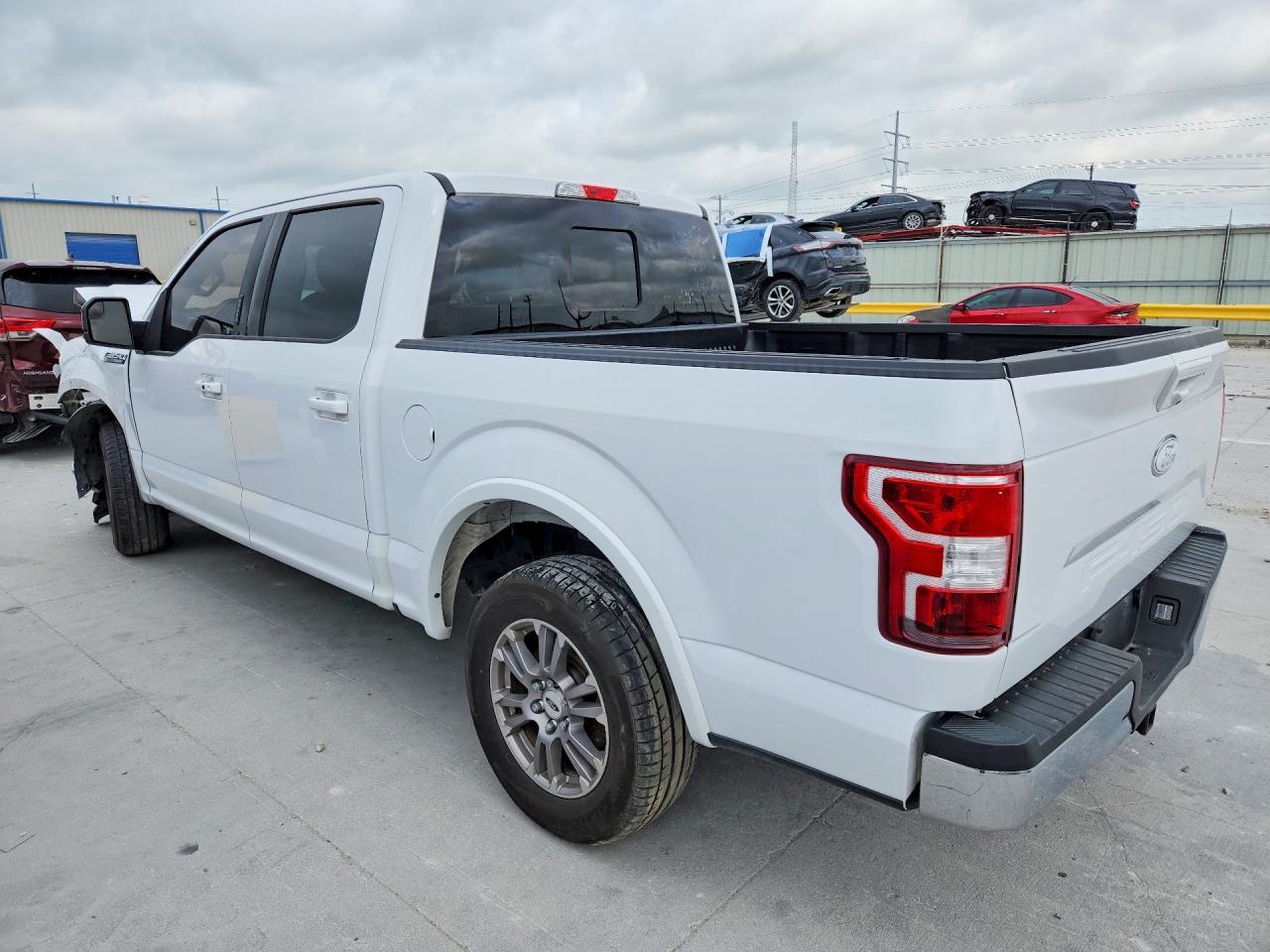 2018 Ford F150 Supercrew - Фото 2