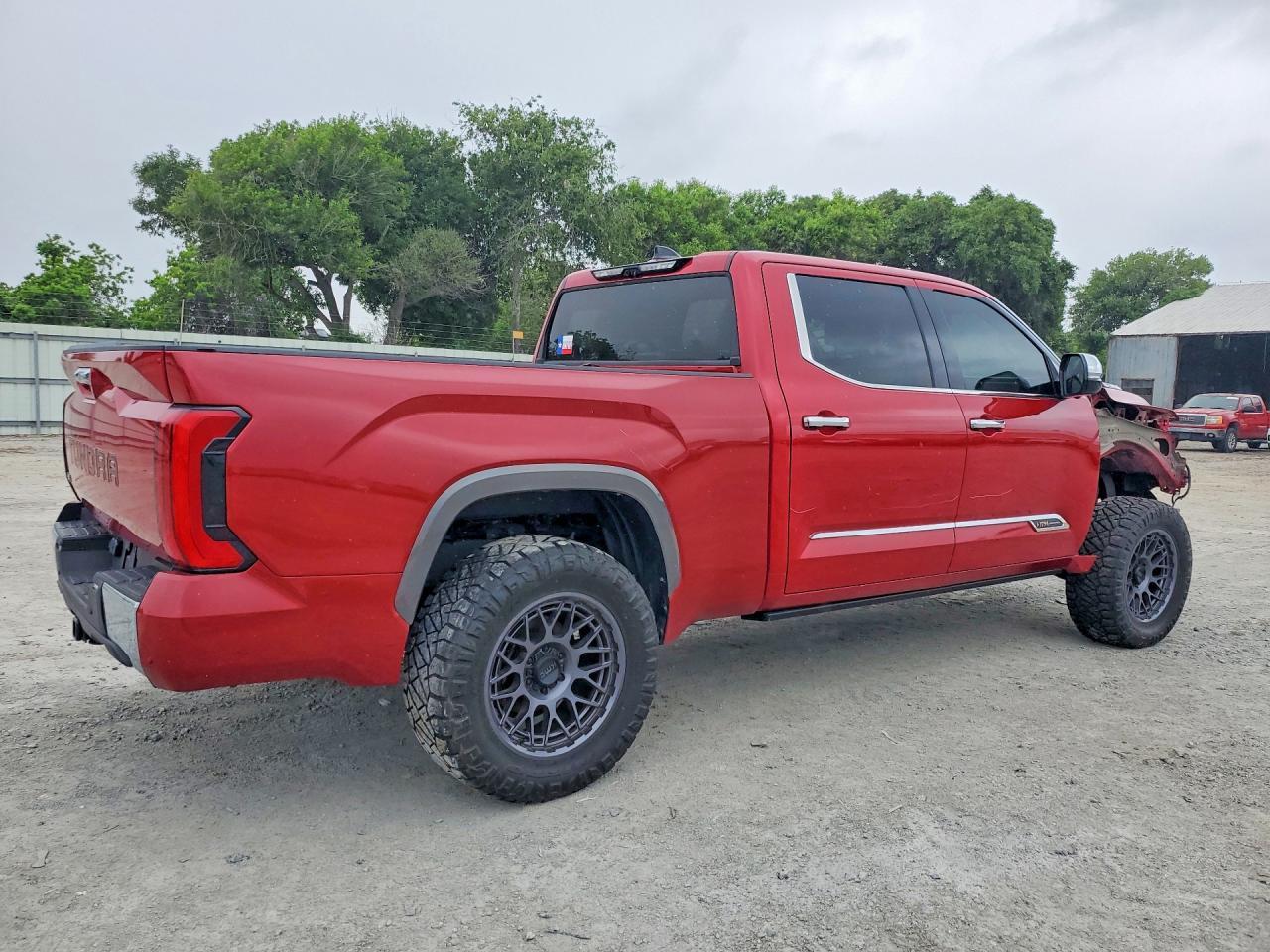 2022 Toyota Tundra 1794 Edition Hv - Image 3