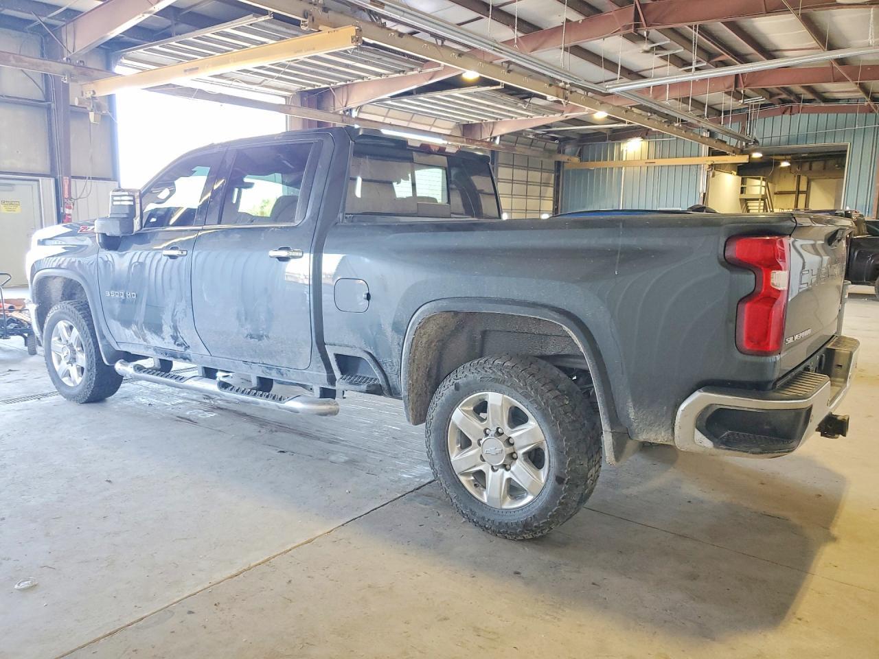 2020 Chevrolet Silverado - Image 2