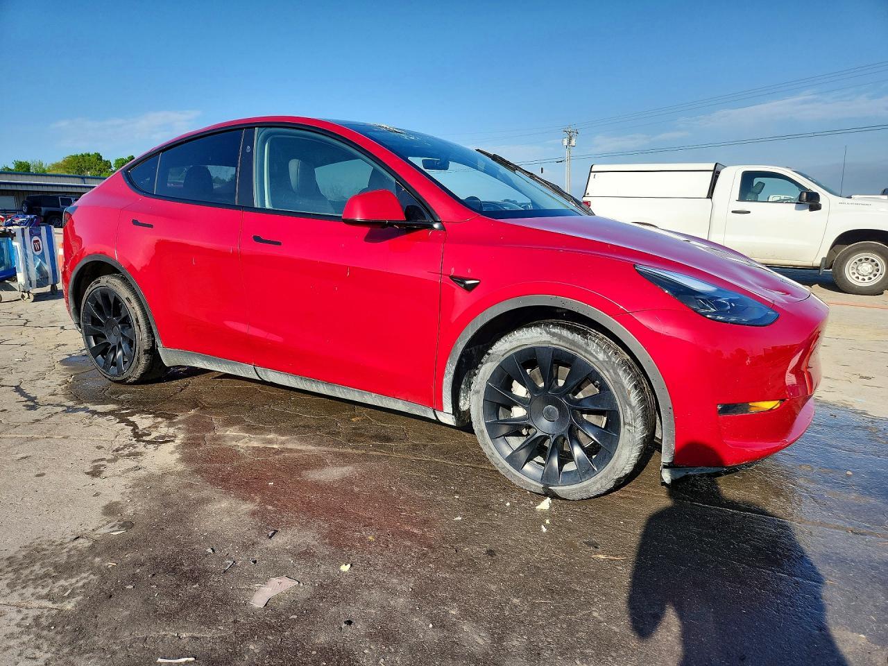 2023 Tesla Model Y - Фото 4