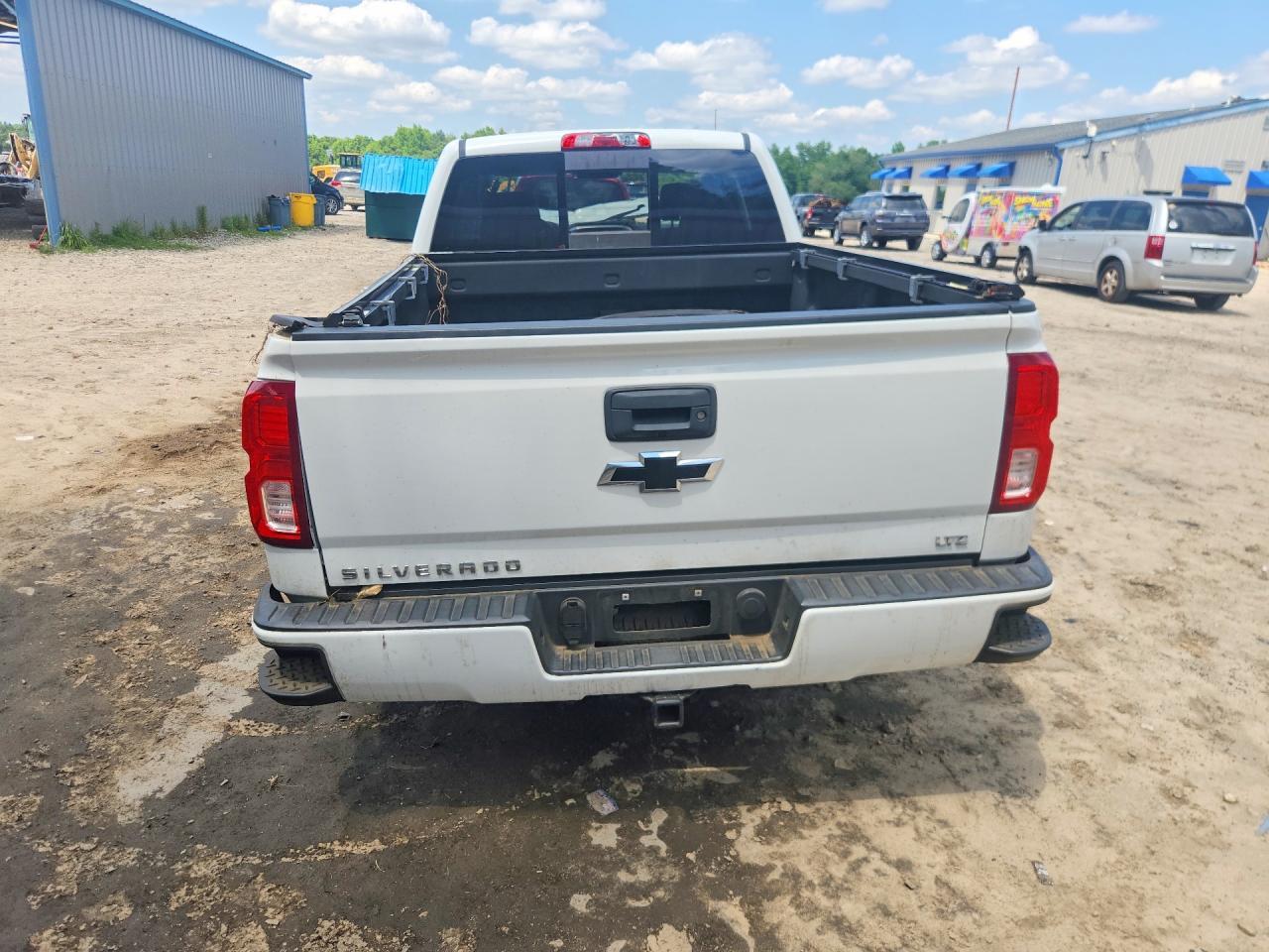 2017 Chevrolet Silverado K1500 Ltz - Image 6