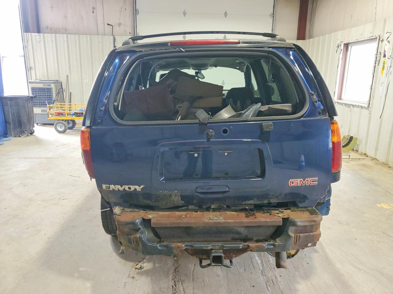 2004 GMC Envoy - Фото 6