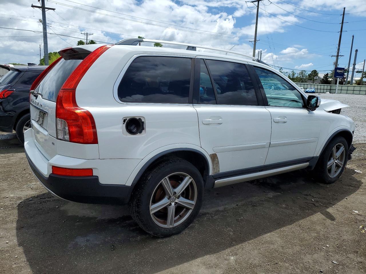 2010 Volvo Xc90 - Image 3