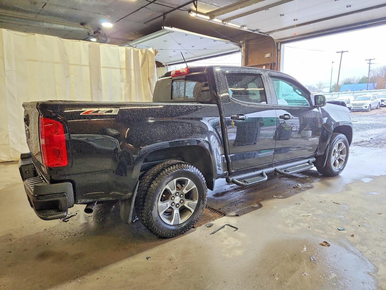 2017 Chevrolet Colorado Z71 - Фото 3