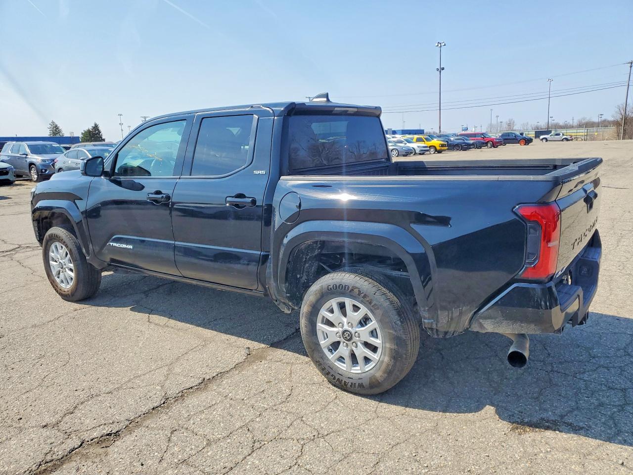 2025 Toyota Tacoma Sr5 - Фото 2