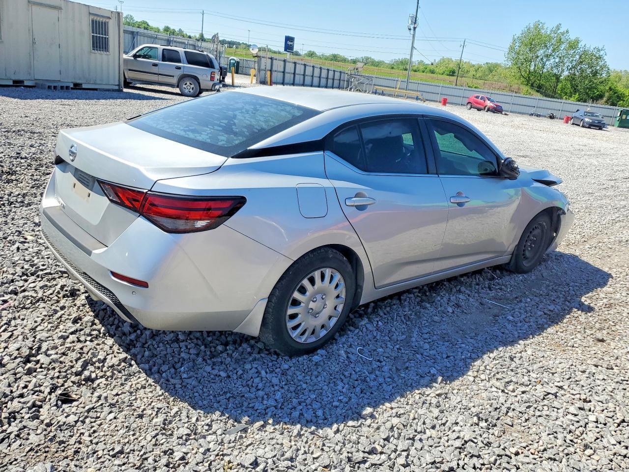 2021 Nissan Sentra S - Image 3